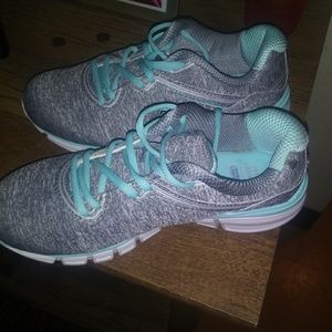 Skechers womens shoes